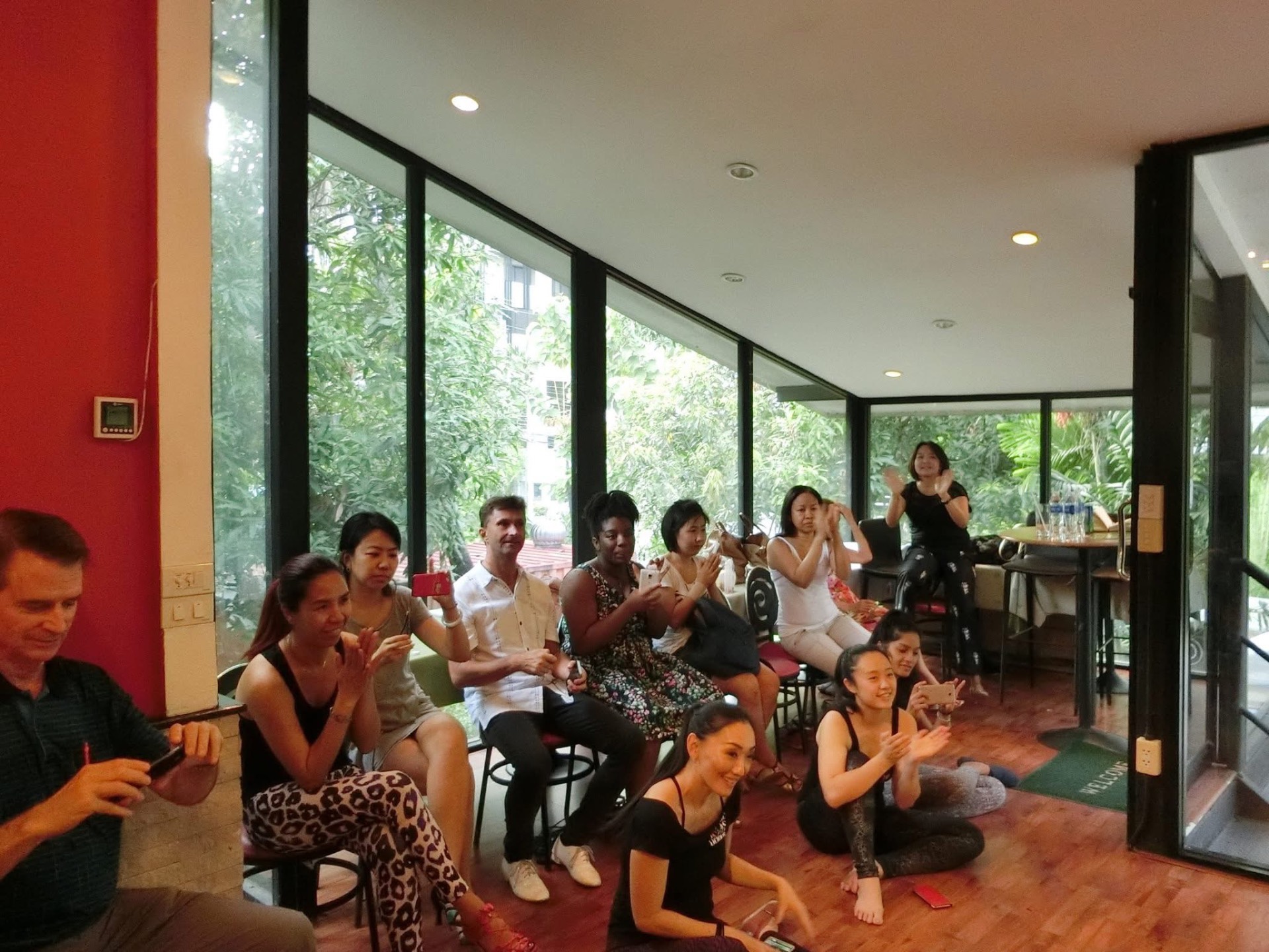 Participants listening during the SALSA CONCEPT® “Bridging Cultures” session in Bangkok.
