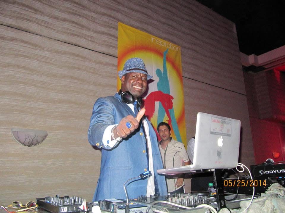 Dr. Salsa performing a DJ session at the 2014 Los Angeles Salsa Fest.